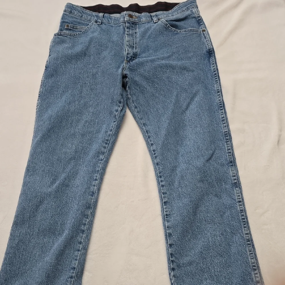 Wrangler Premium‎ Quality Regular Fit Jeans Classic Denim Size 36x29